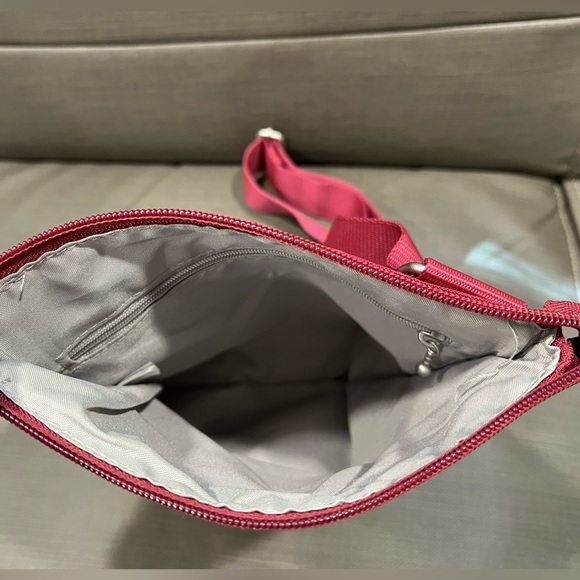 Baggallini Burgundy/Raspberry Color Crossbody 3-Zipper Bag - Picture 6 of 11